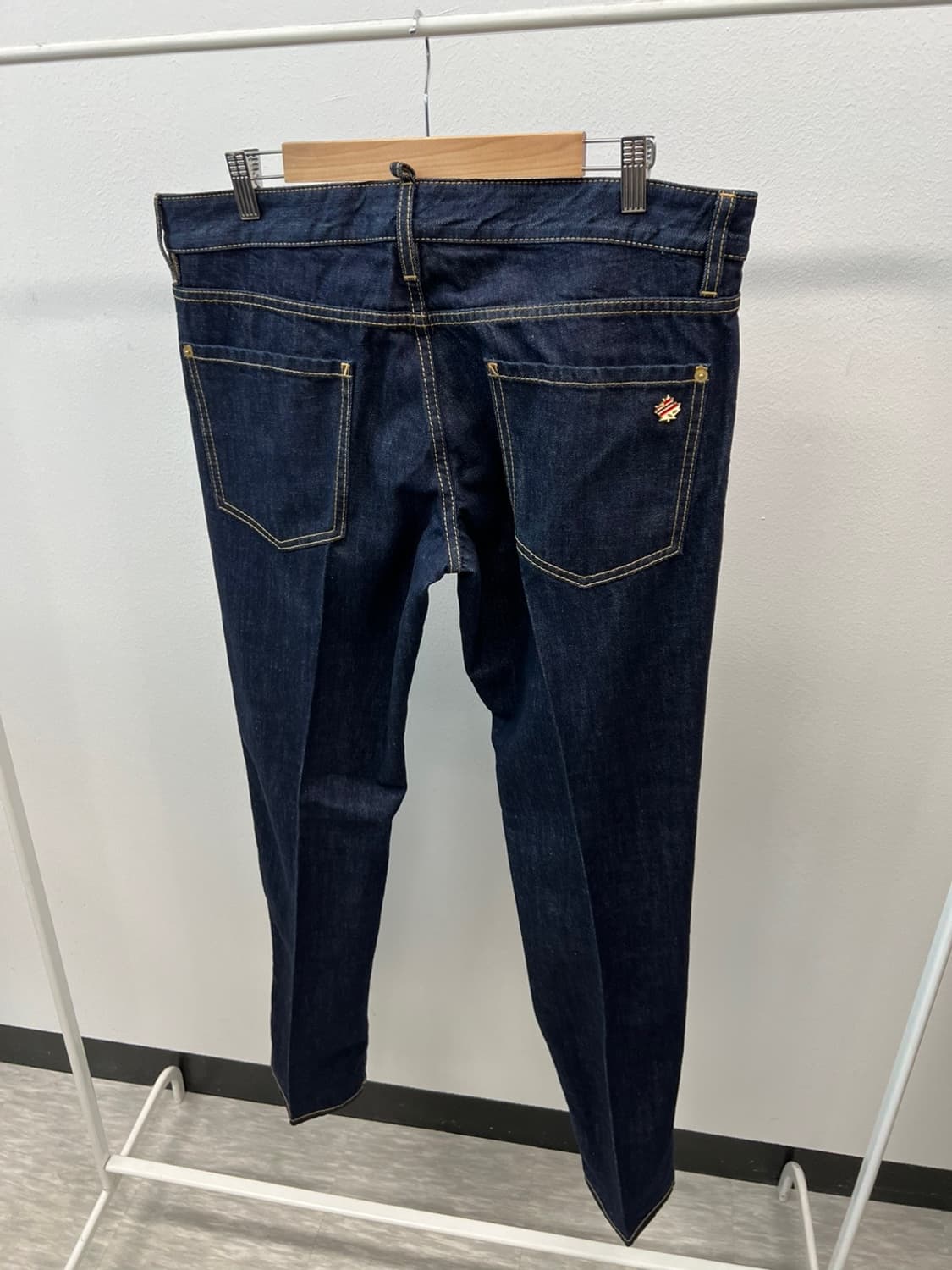 35) 디퀘 진청 메이플 슬림진 상품이미지4