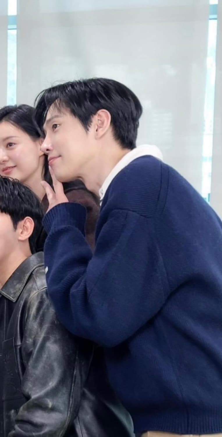 렉토 청키 브이넥 니트 네이비 L 상품이미지2