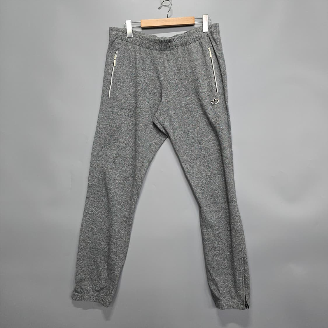 아디다스(adidas) 오리지널 트레포일 스웻팬츠 그레이 110 상품이미지1