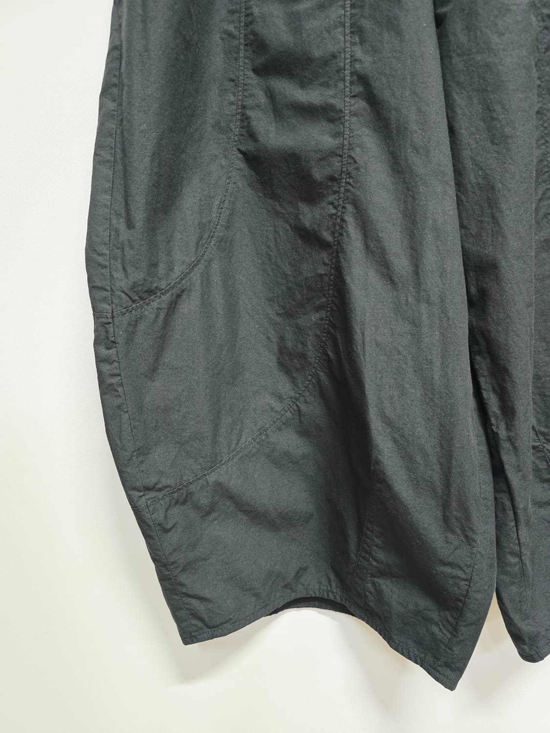 이새 블랙 와이드 배기 바지 상품이미지3