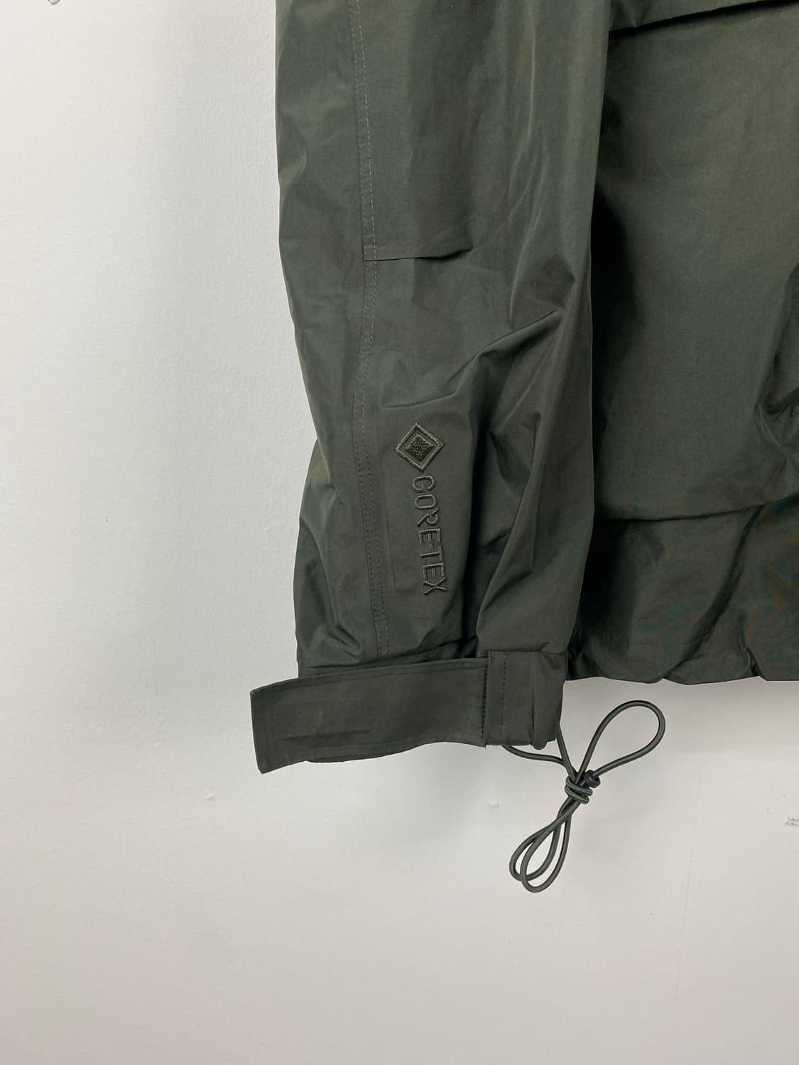 나이키 스톰핏 고어텍스 테크팩 바람막이 후드자켓 M 상품이미지3