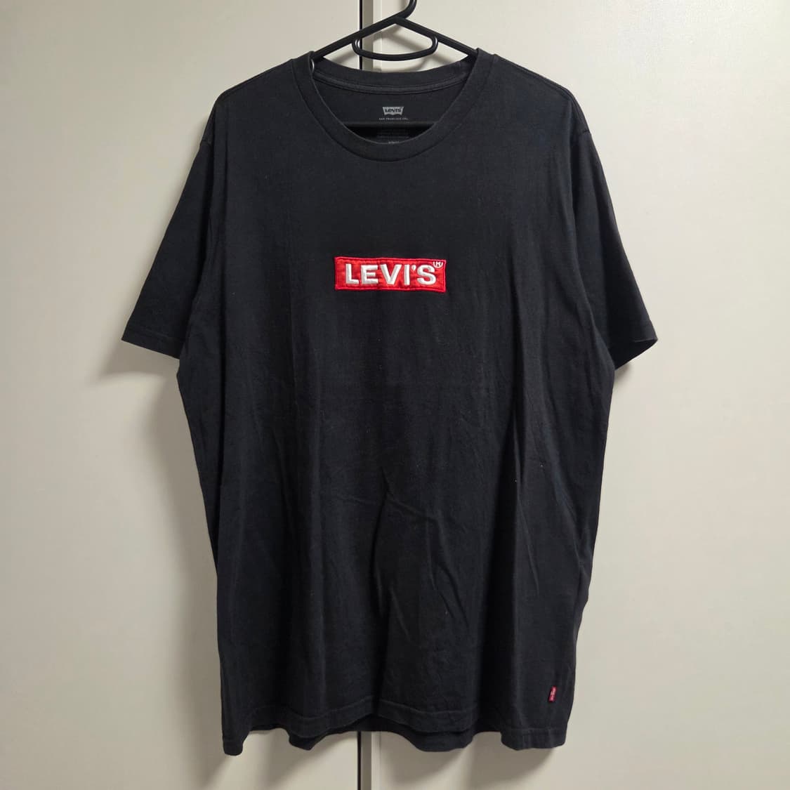 Levi's 리바이스 미들로고 자수 반팔 티셔츠 L(100) 상품이미지1