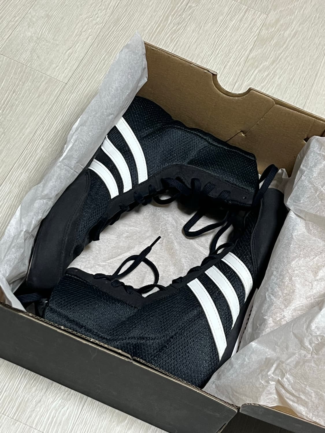 [1회착] 제니 착용 아디다스 복서 호그2 240 상품이미지9