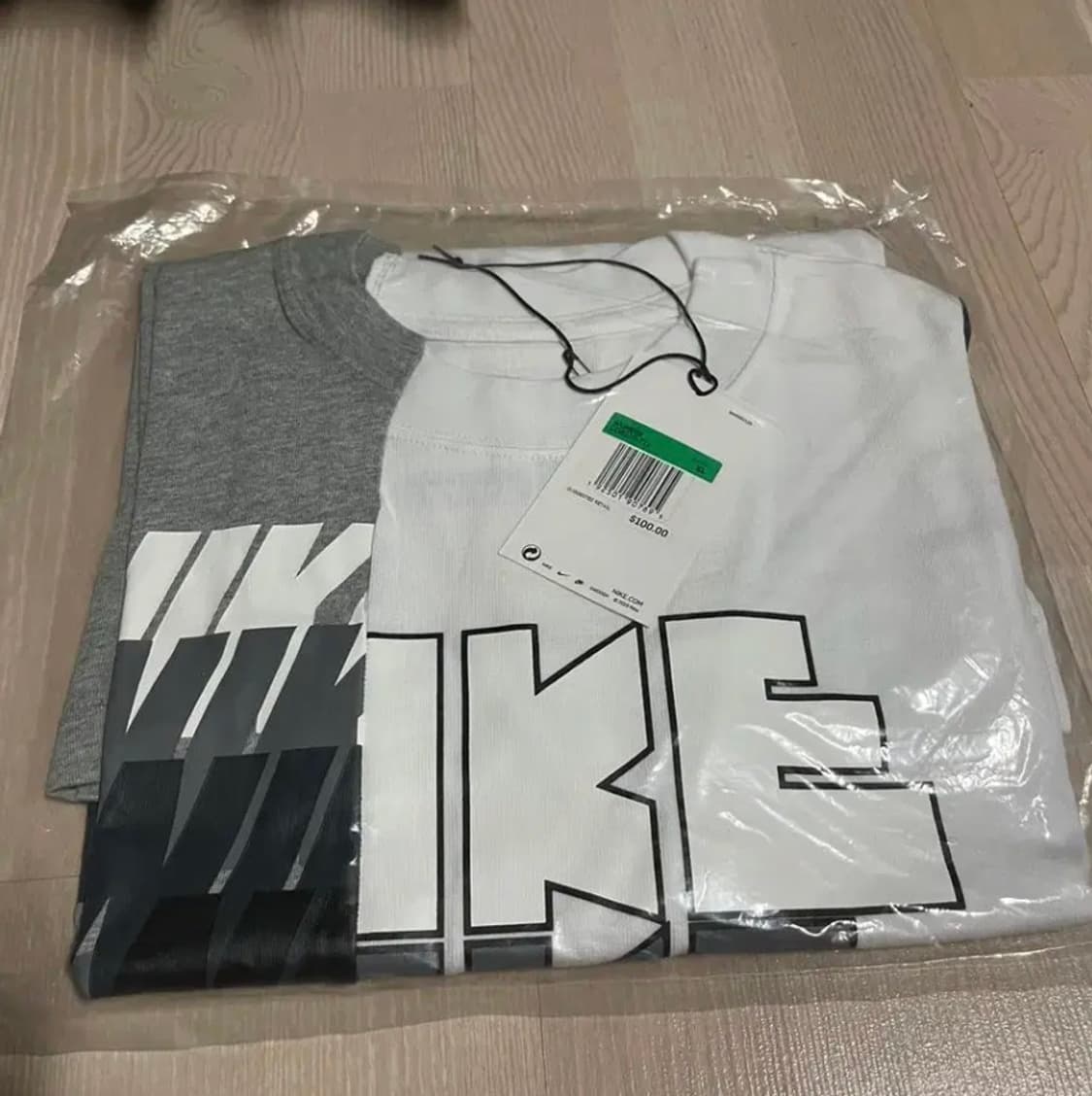 Nike x Sacai Tee Grey/White 상품이미지2