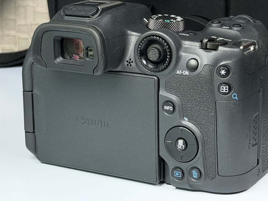 캐논 R7 미러리스 카메라 바디, RFS 18-150mm F3.5-6.3 상품이미지6