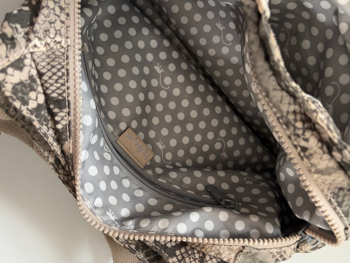 • Kipling snake pattern gray shoulder ba 상품이미지8