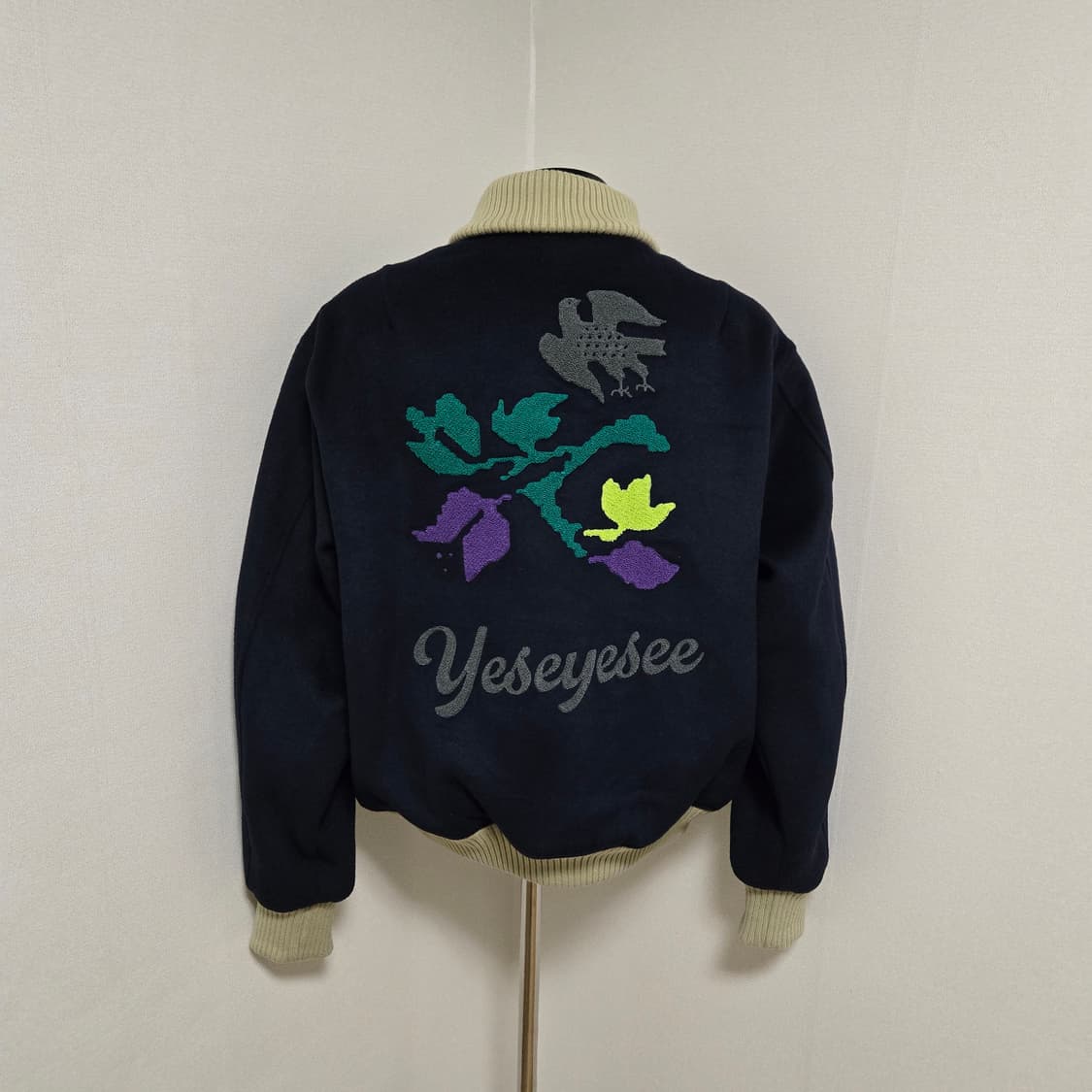 예스아이씨 플로럴 바시티 자켓 / 남성 자켓/ 남성 점퍼 상품이미지3