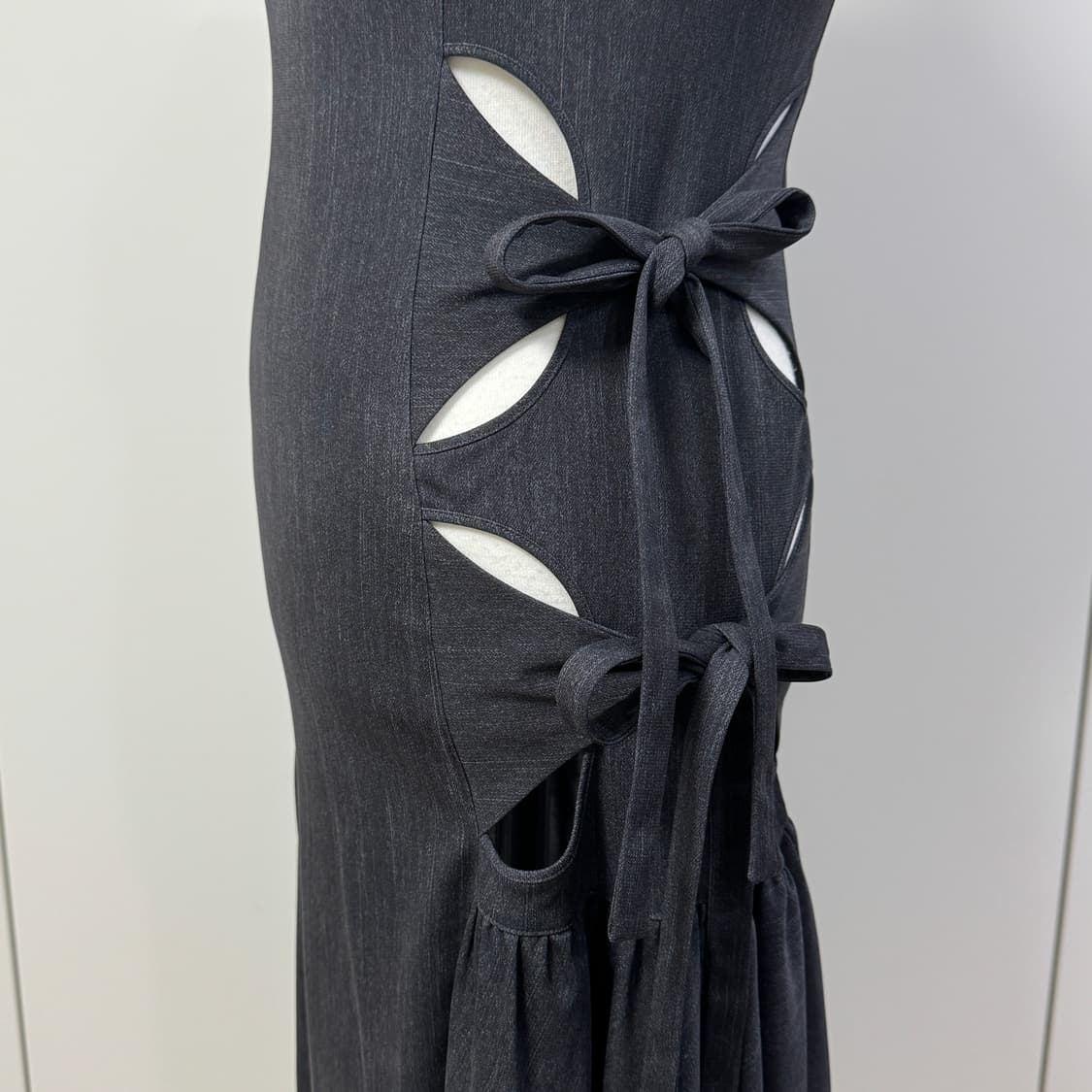 Arum Cutout Dress, Slate 상품이미지6