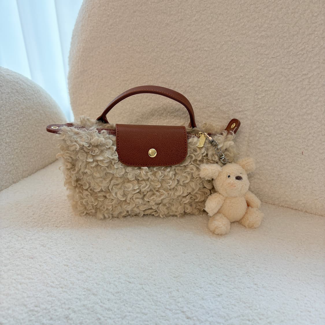 새상품 뽀글이 양털 미니 토트백 상품이미지2