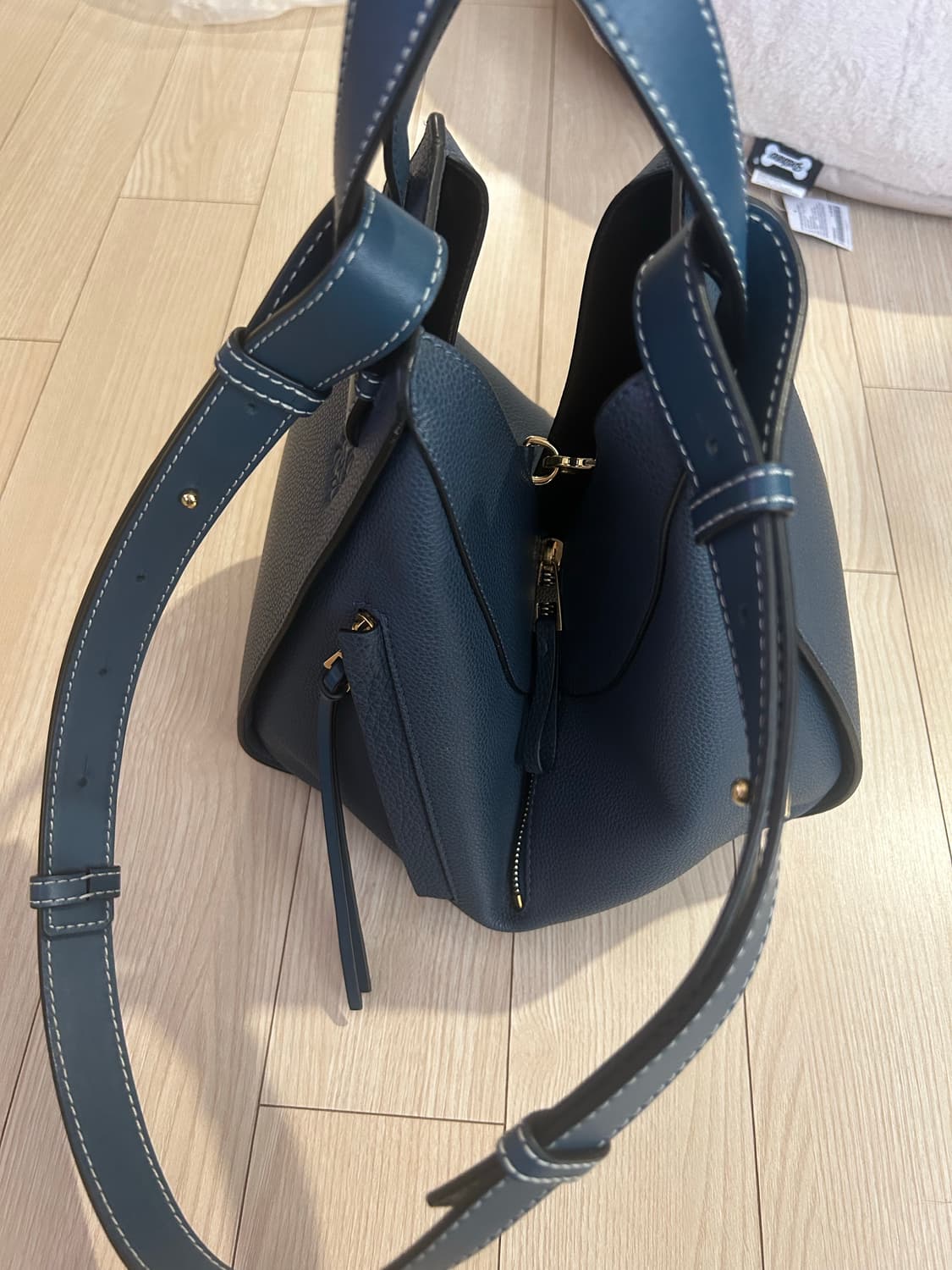 로에베 해먹백 상품이미지1