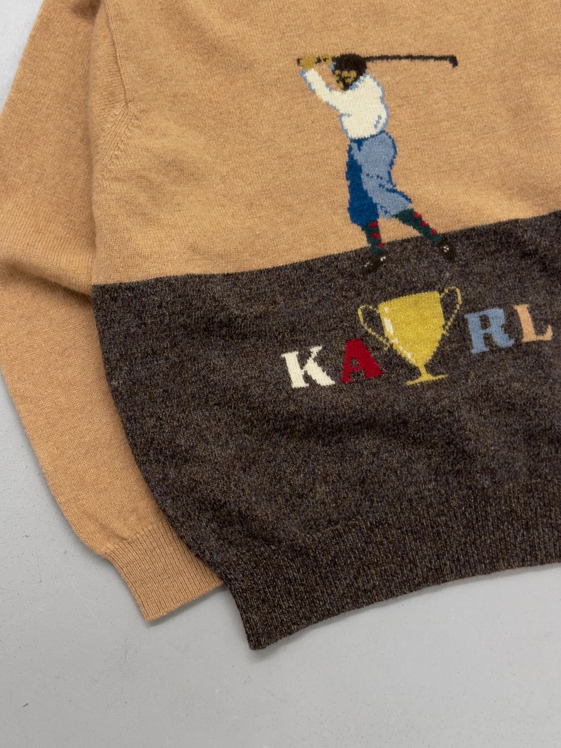 칼 헬무트 니트 상품이미지3