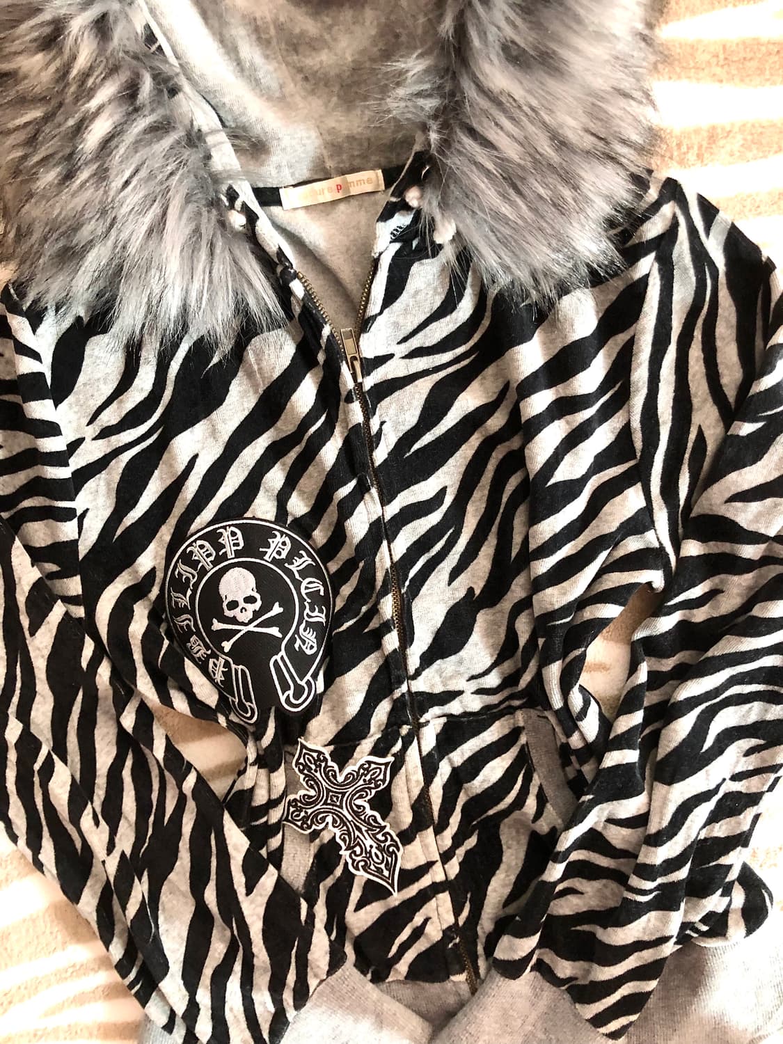 오네갸루 지브라 그레이 퍼 후드집업 갸루 00s 핀터 히메 니혼진 로걀 상품이미지2