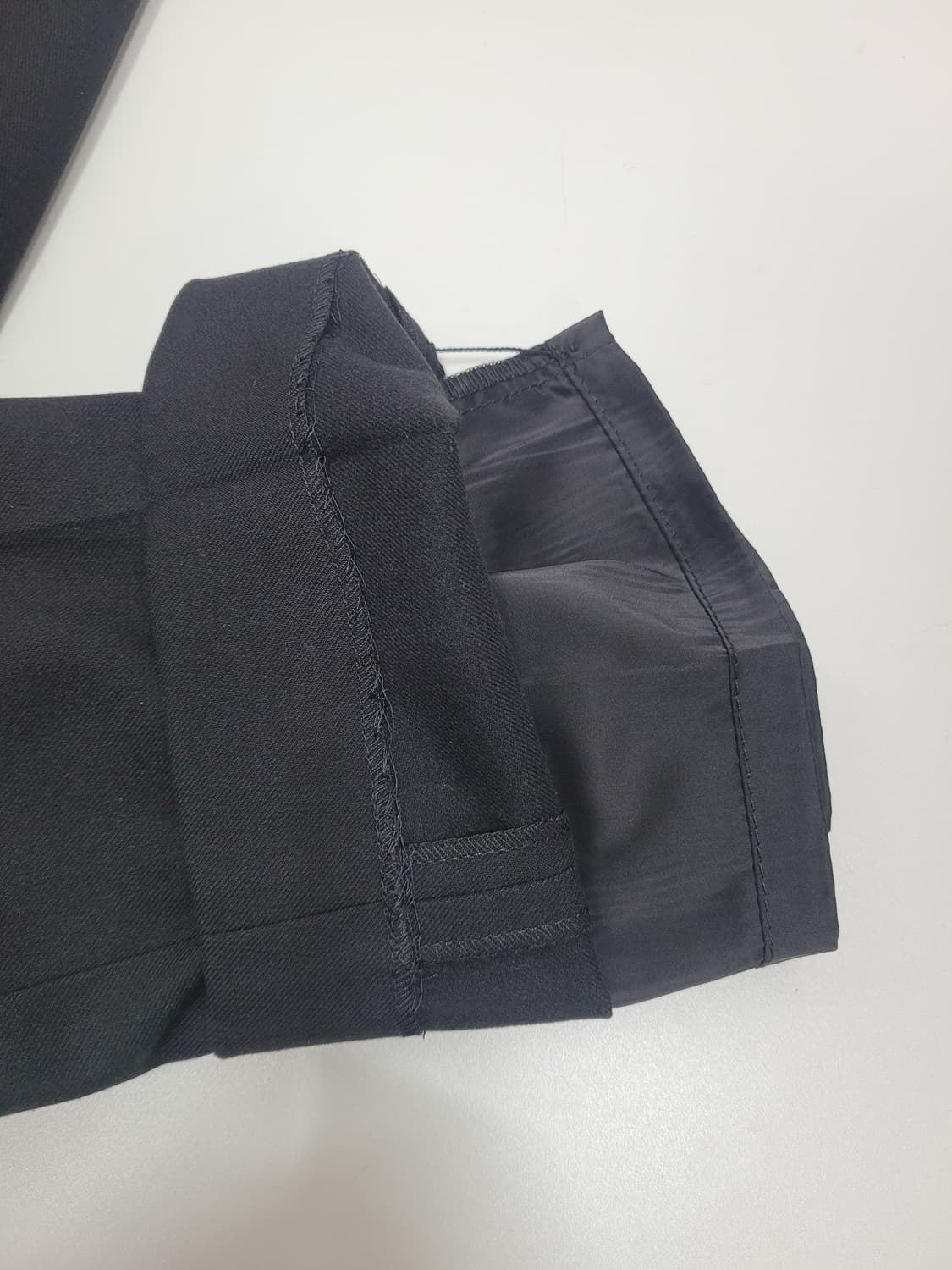 (새상품) SJSJ 한섬 에스제이에스제이 슬랙스 / 여 61-90 블랙
 상품이미지5