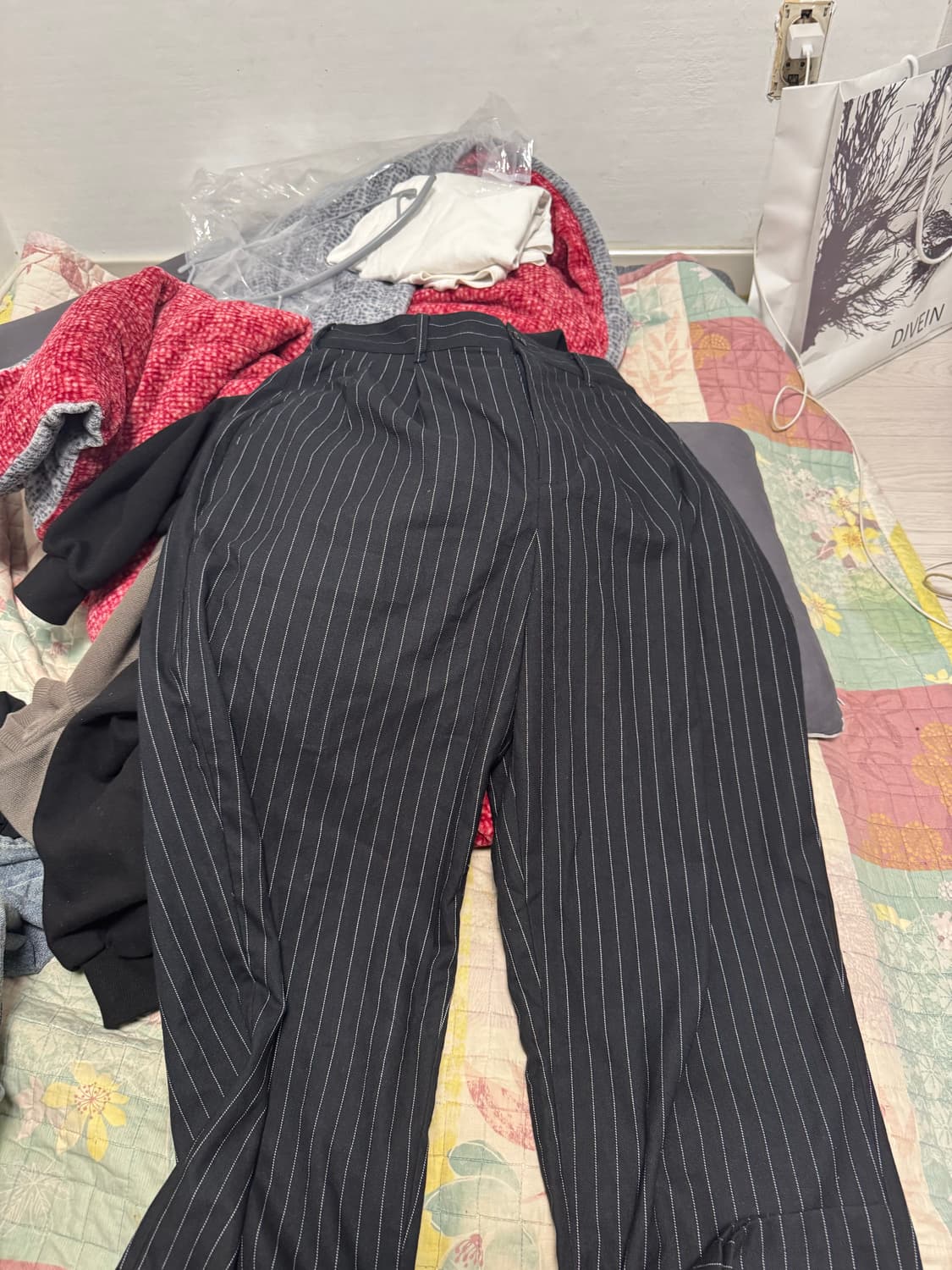 YESEYESEE 스트라이프 팬츠 m 상태 최상 상품이미지2