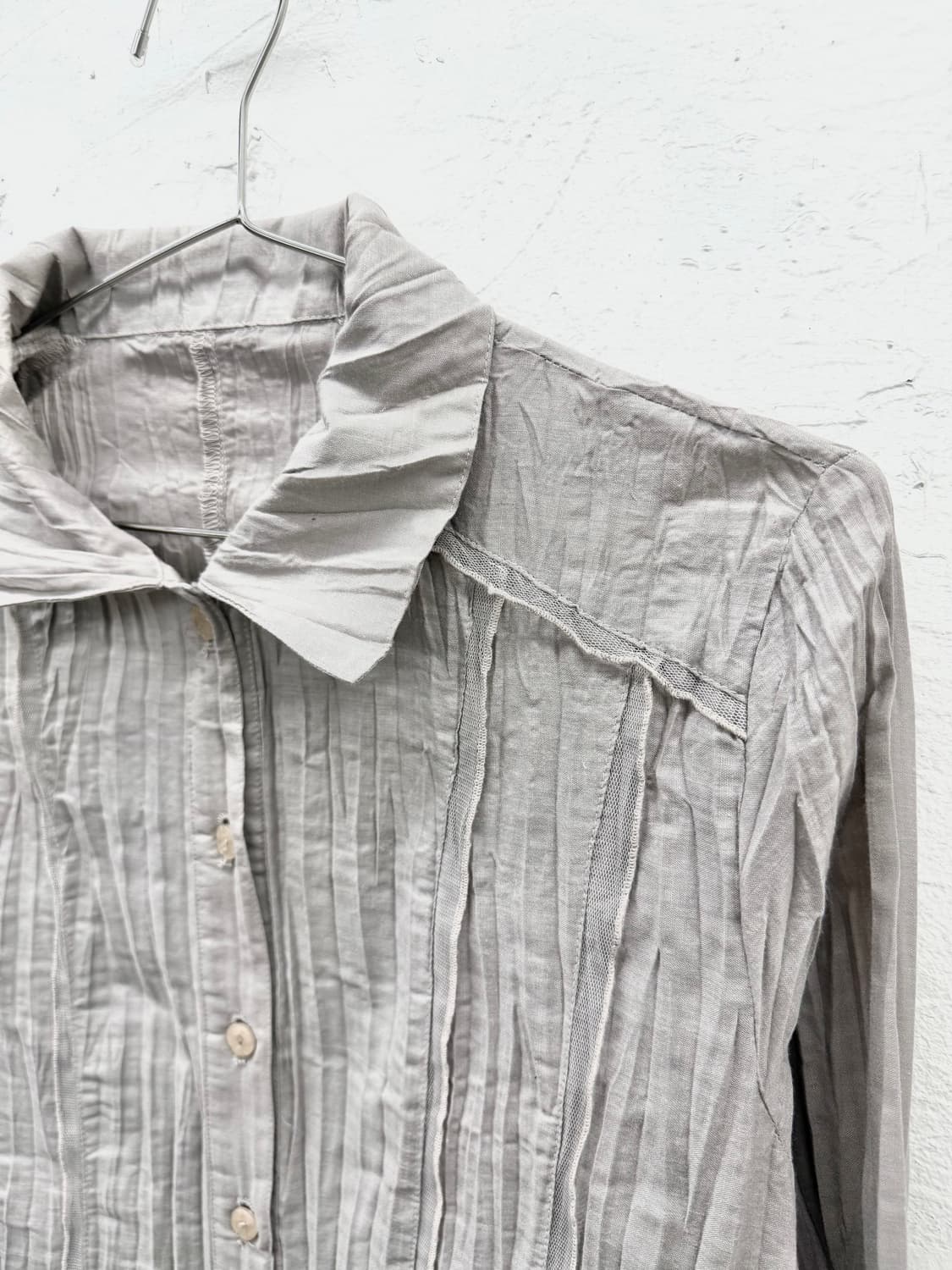 JPN 매쉬 핀턱 플리츠 블라우스 상품이미지2