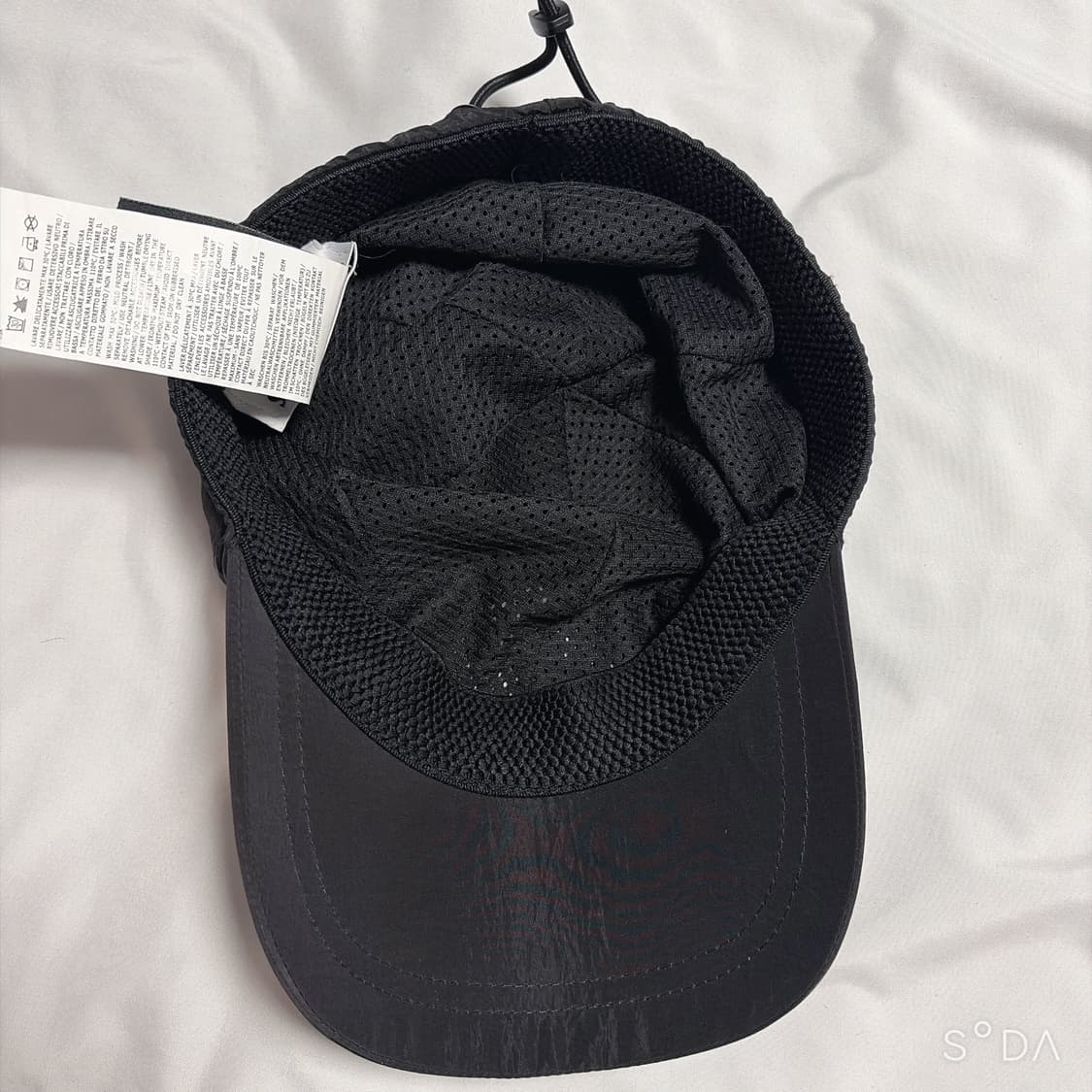 스톤아일랜드 나일론 볼캡 블랙 상품이미지5