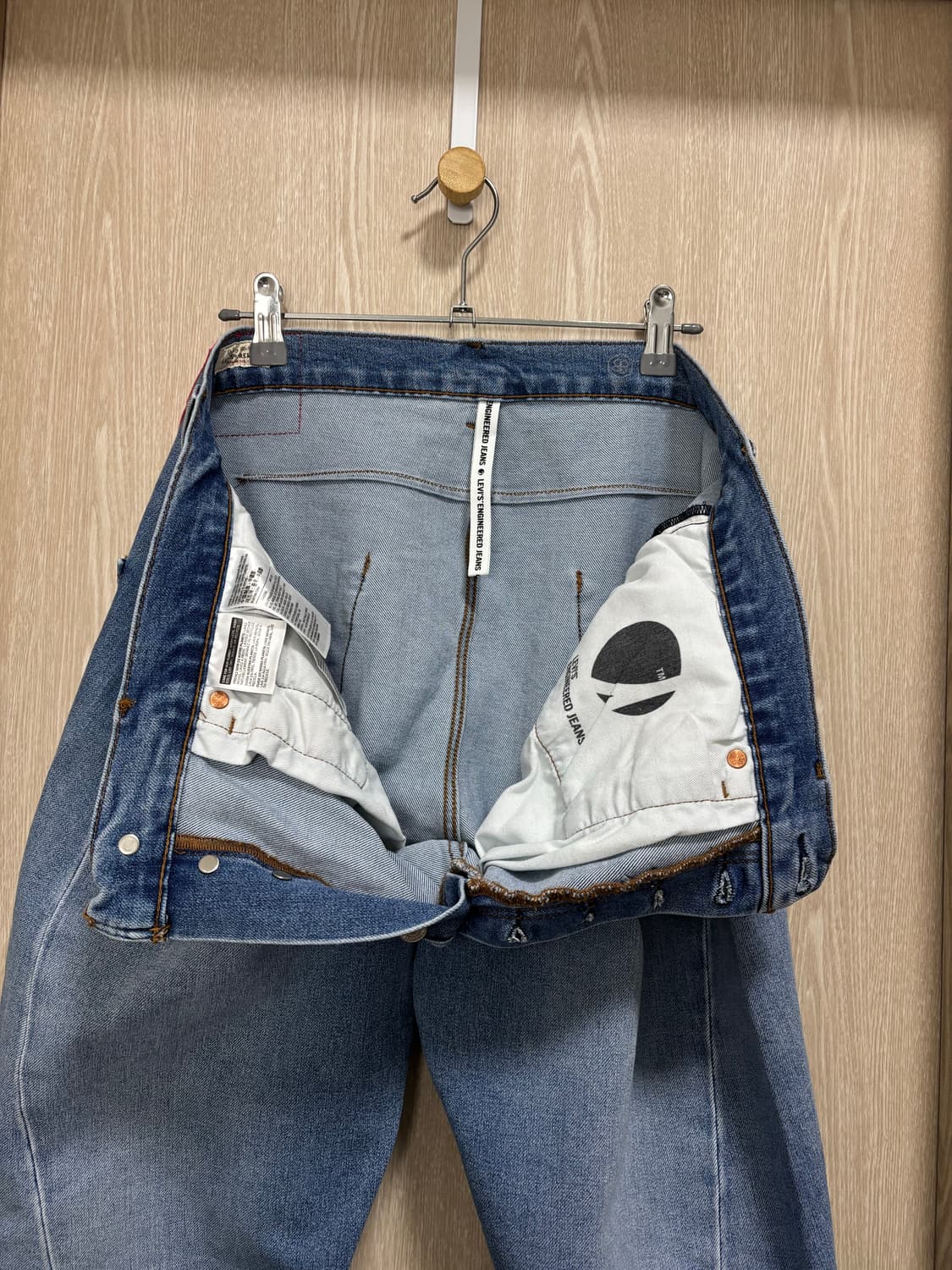 리바이스 프리미엄 엔진니어드 쿨진 502데님팬츠34"/연청 상품이미지4