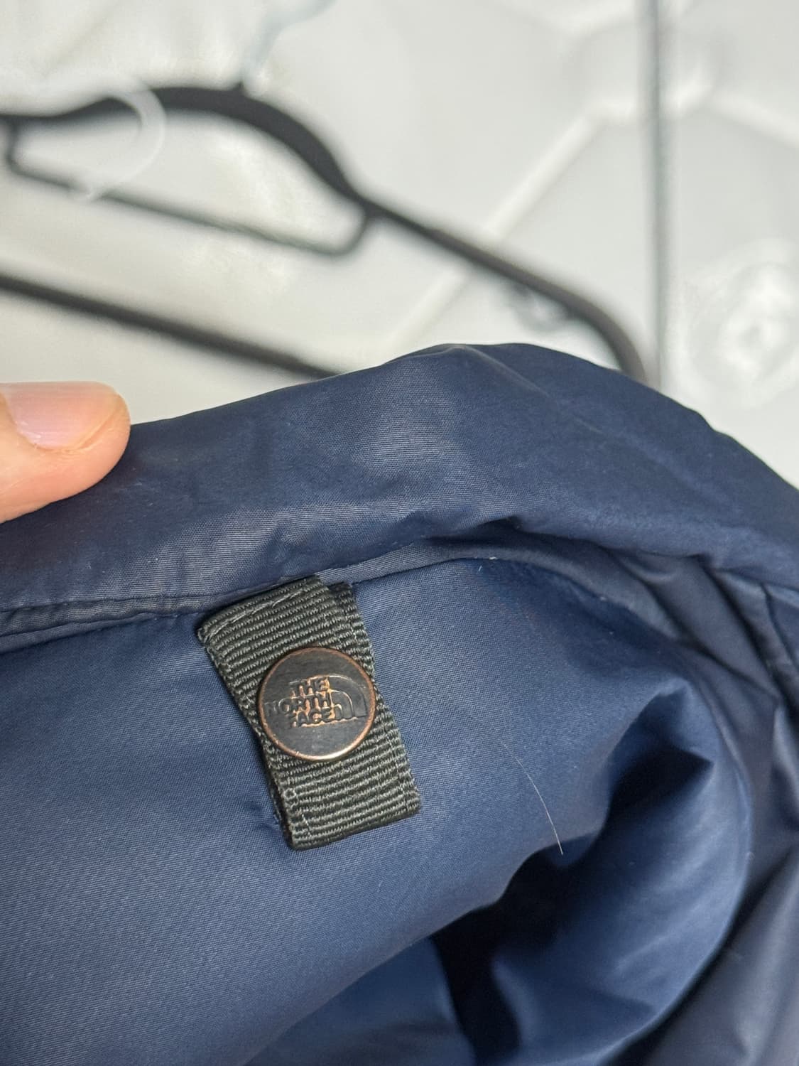 노스페이스 700 필파워 패딩 XL 남색 상품이미지8