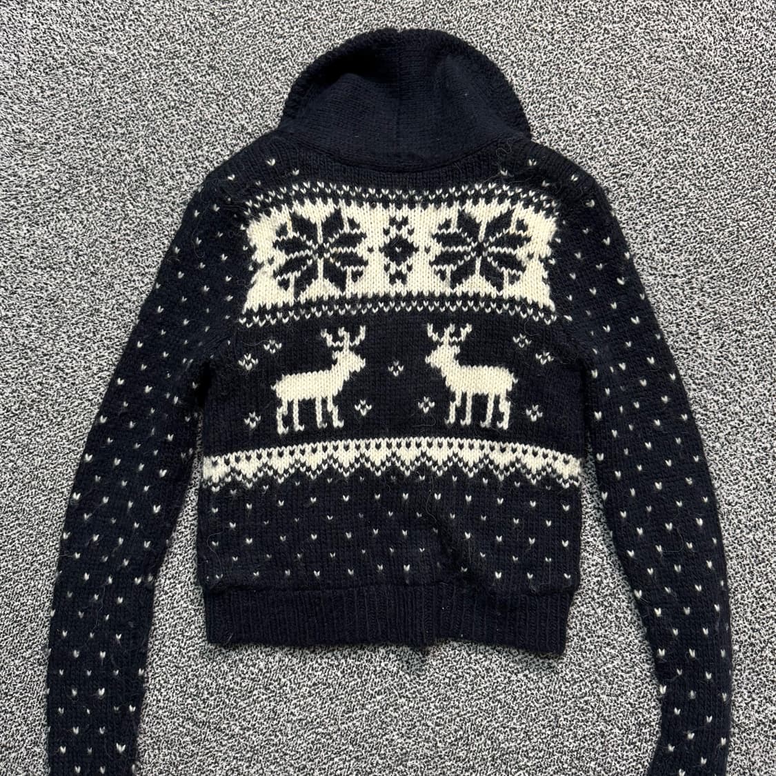 Name : 아베크롬비 딥네이비컬러 크롭 노르딕 쉐르파 가디건 :)  상품이미지2