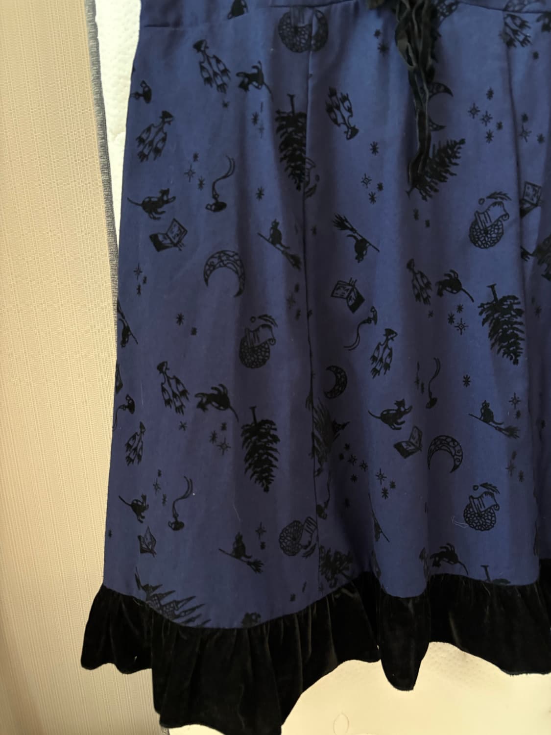 엑시즈팜 벨벳 카라포인트 대장 패턴원피스 상품이미지3