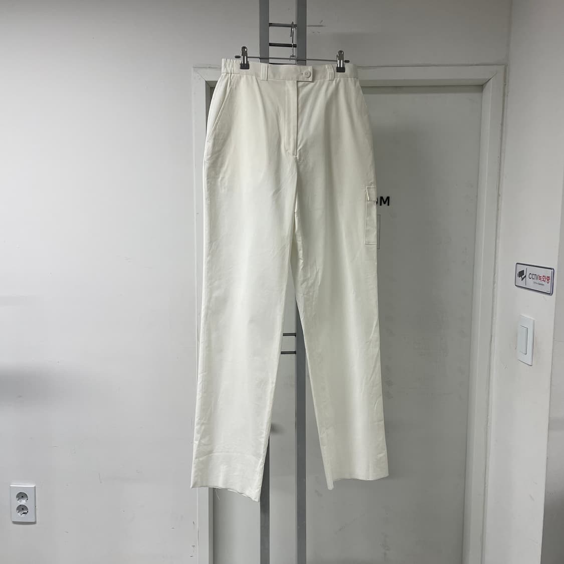 지방시 화이트 팬츠 73(W) 상품이미지6