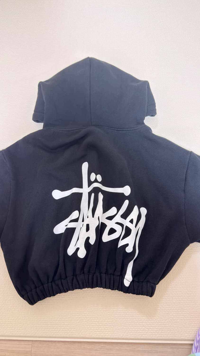 스투시 크롭 후드티 상품이미지3