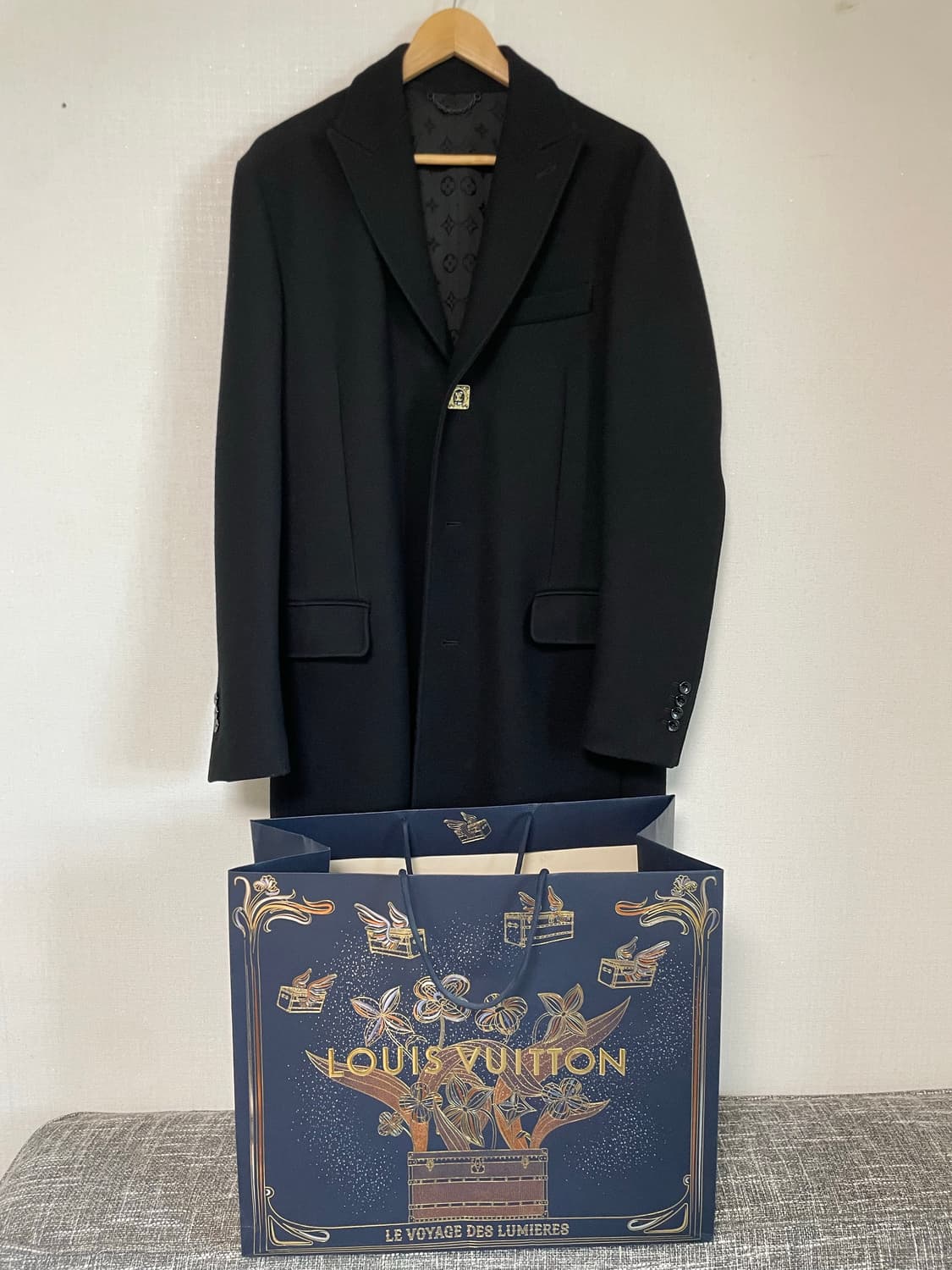 루이비통 슬림 테일러드 블랙 코트 50 매장판 정품 상품이미지1