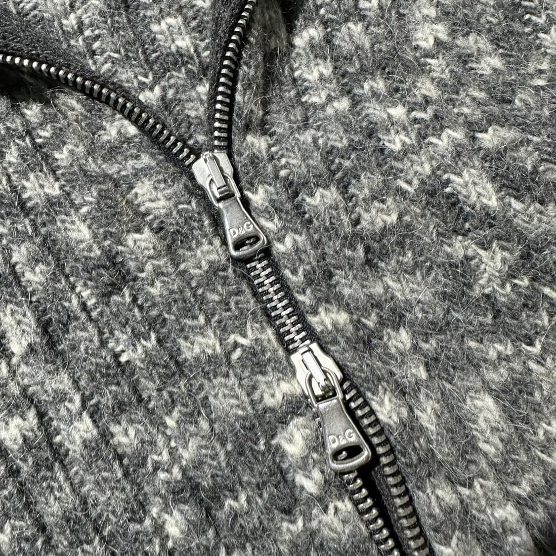 돌체 앤 가바나 D&G 투웨이 니트 집업 가디건 상품이미지7