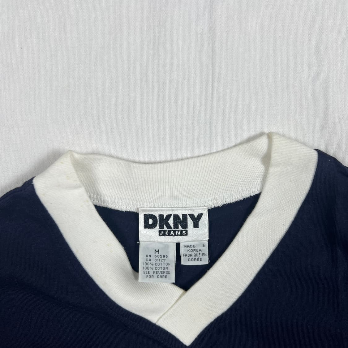90’s 도나카란뉴욕 디케이앤와이 dkny 스펠아웃 반팔티 상품이미지6