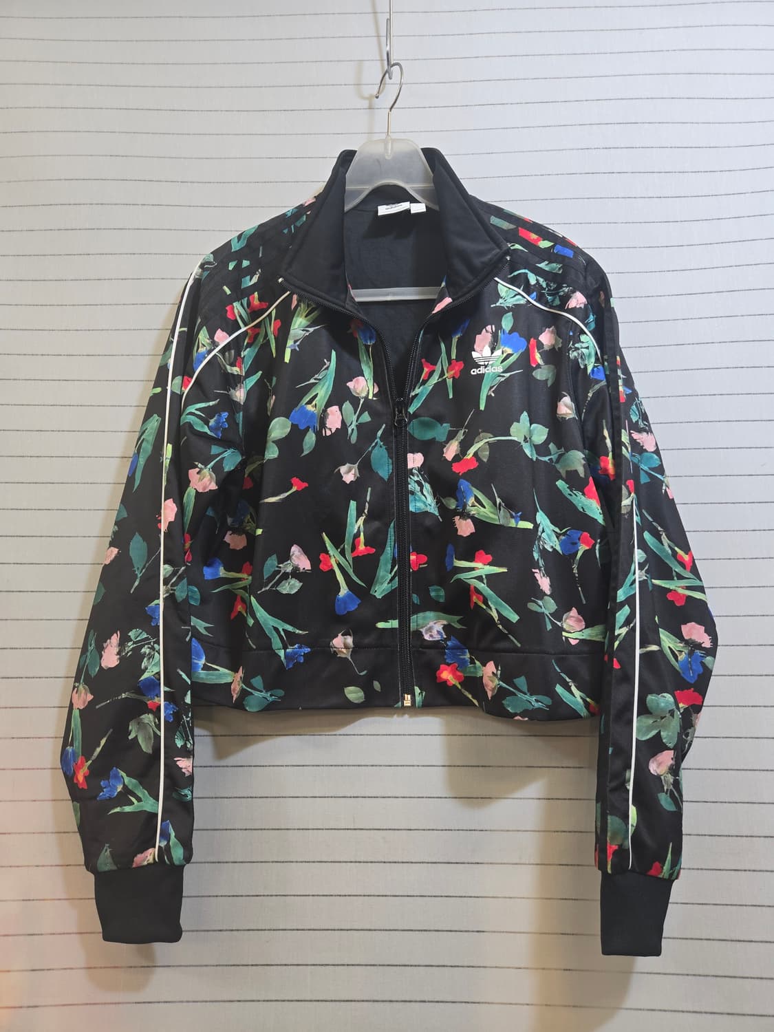 아디다스 플라워 벨리스타 트랙탑 블랙 상품이미지6