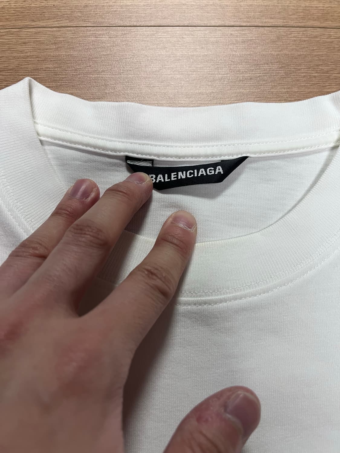 발렌시아가 21ss 오버사이즈 자수로고 반팔 XL 화이트 XL 상품이미지3