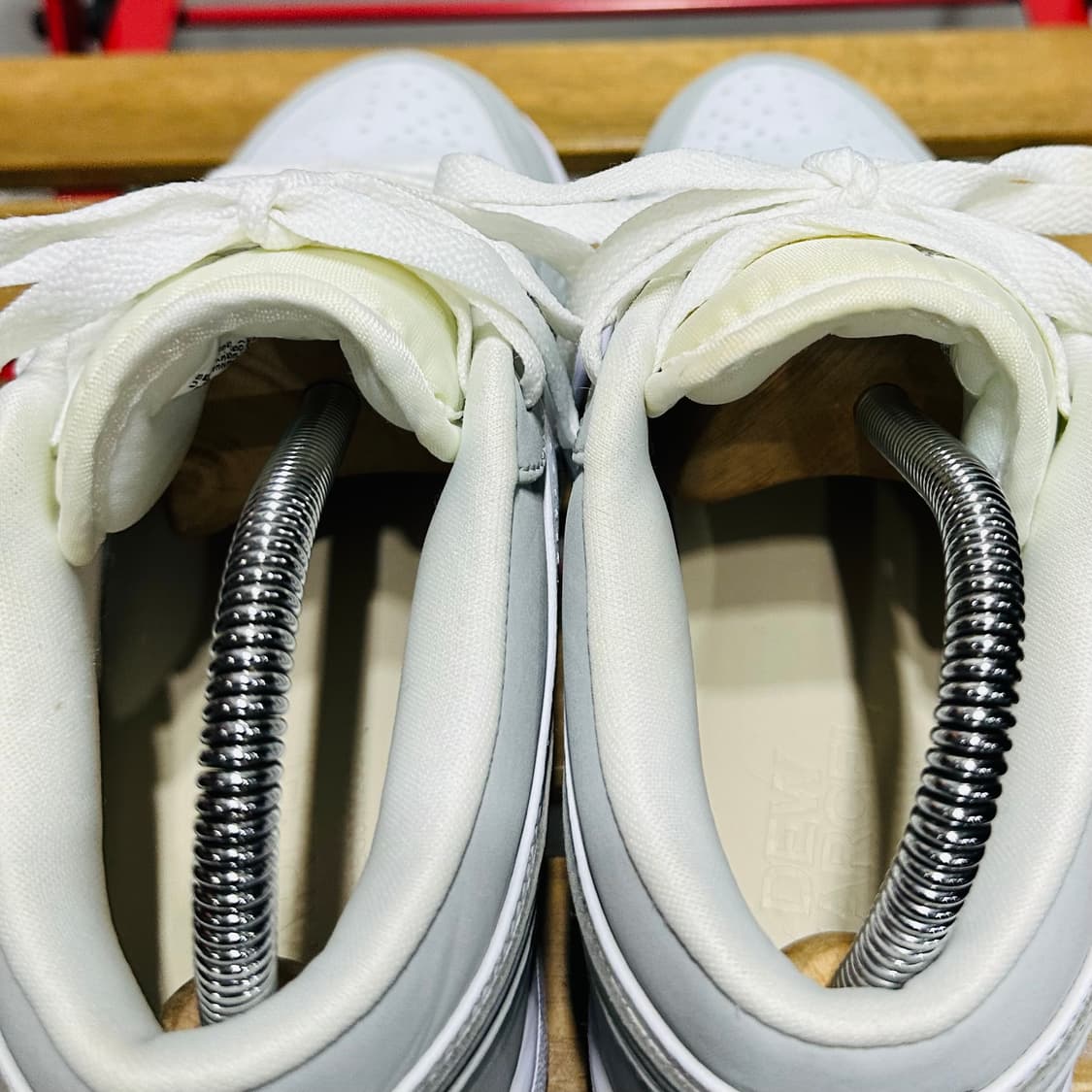 235) 나이키 운동화 여성 여자 신발 에어 조던 1 로우 그레이 상품이미지5