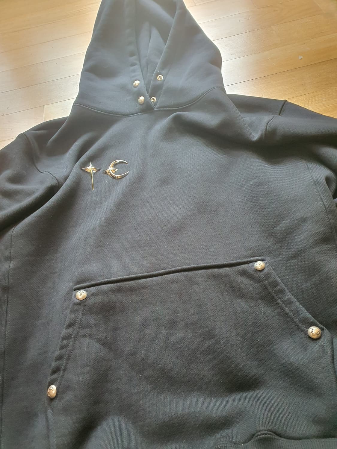 떠그클럽 아머 후드 블랙 상품이미지3