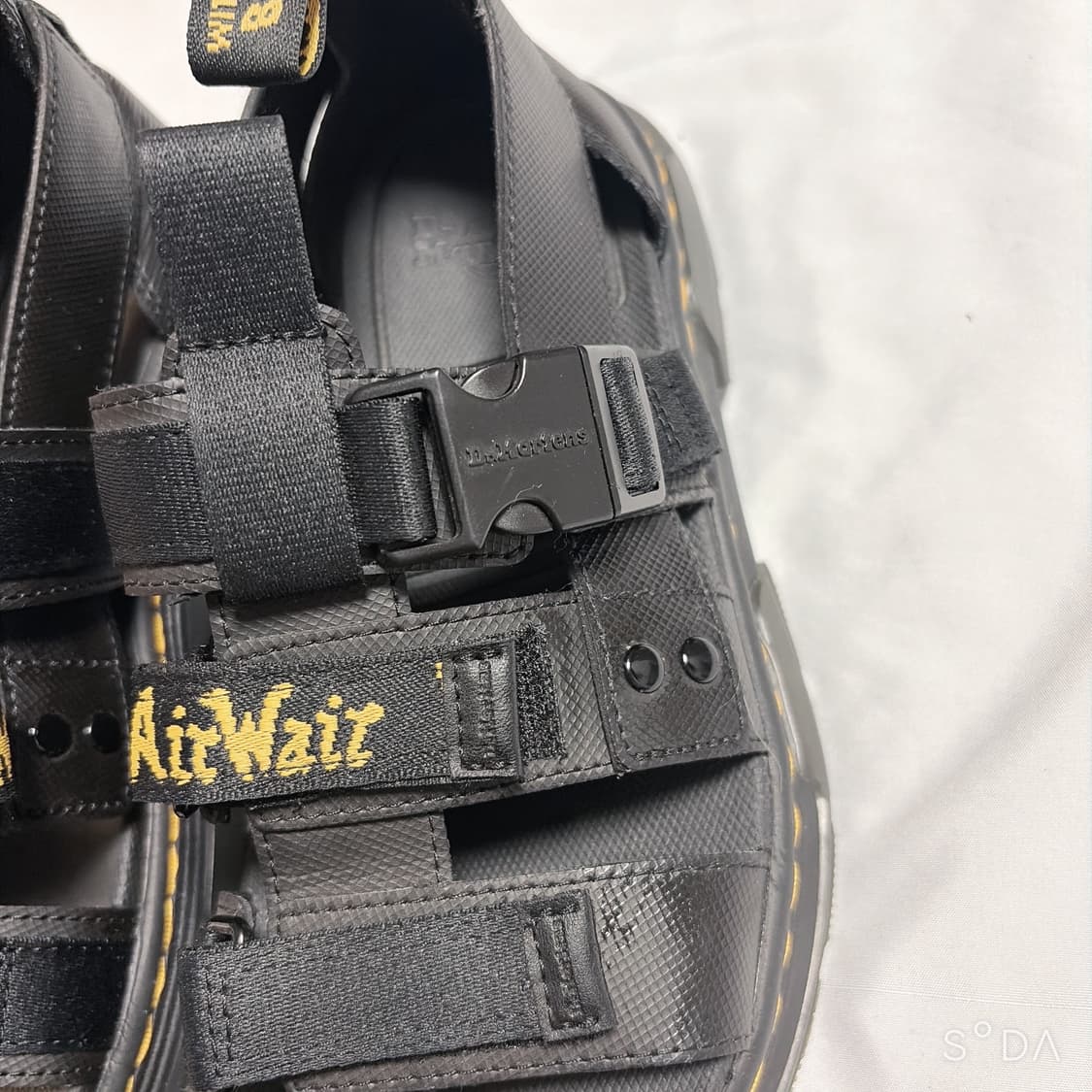 닥터마틴 샌들 피어슨 uk5 상품이미지2