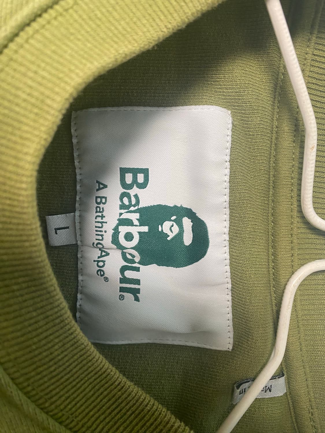 베이프 바버 콜라보 맨투맨 상품이미지2