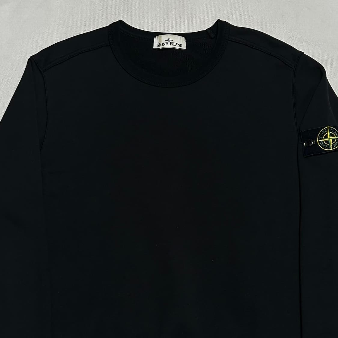 L 스톤 아일랜드 블랙 맨투맨  상품이미지1