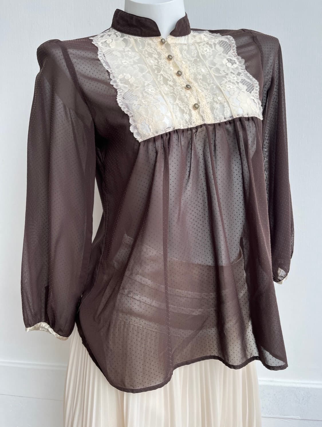 GAMINERIE 브라운 레이스 도트 블라우스 상품이미지1