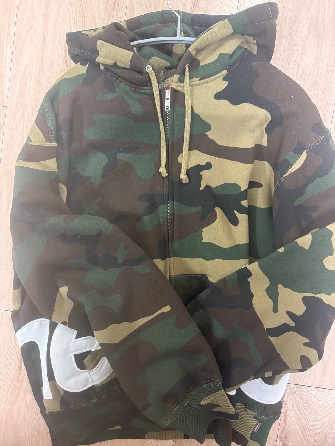 [S] 슈프림 빅 로고 후드 집업 카모 상품이미지1