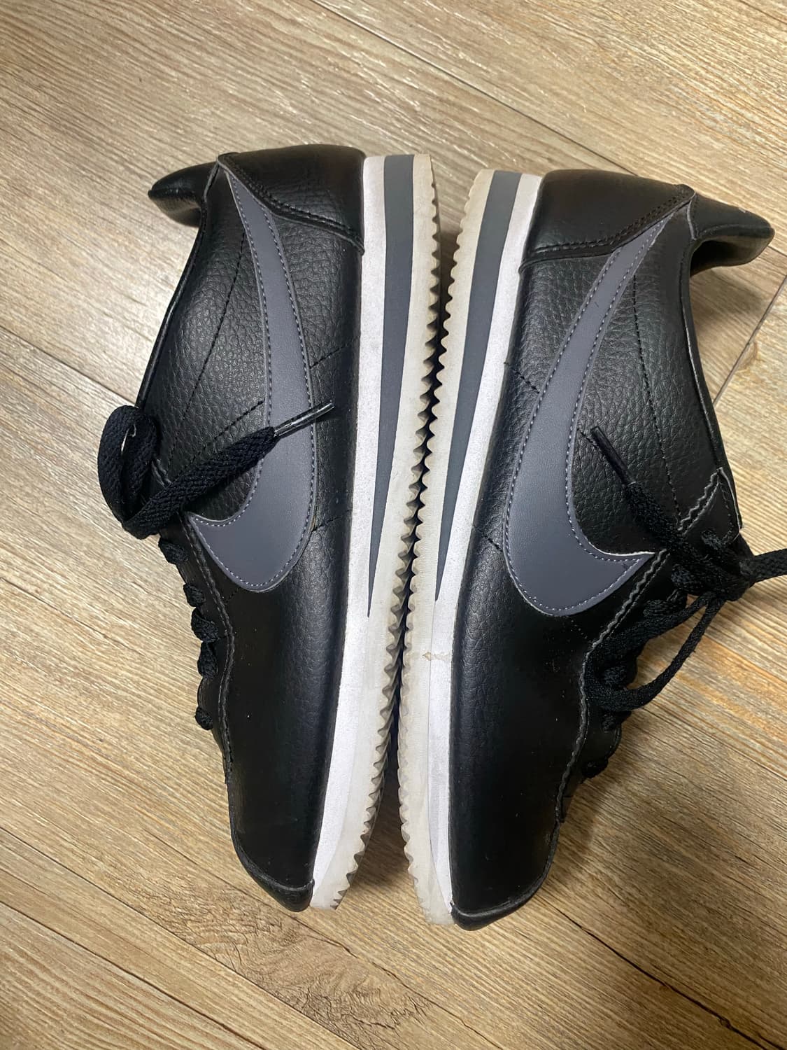 나이키 클래식코르테즈 레더블랙다크그레이 상품이미지5