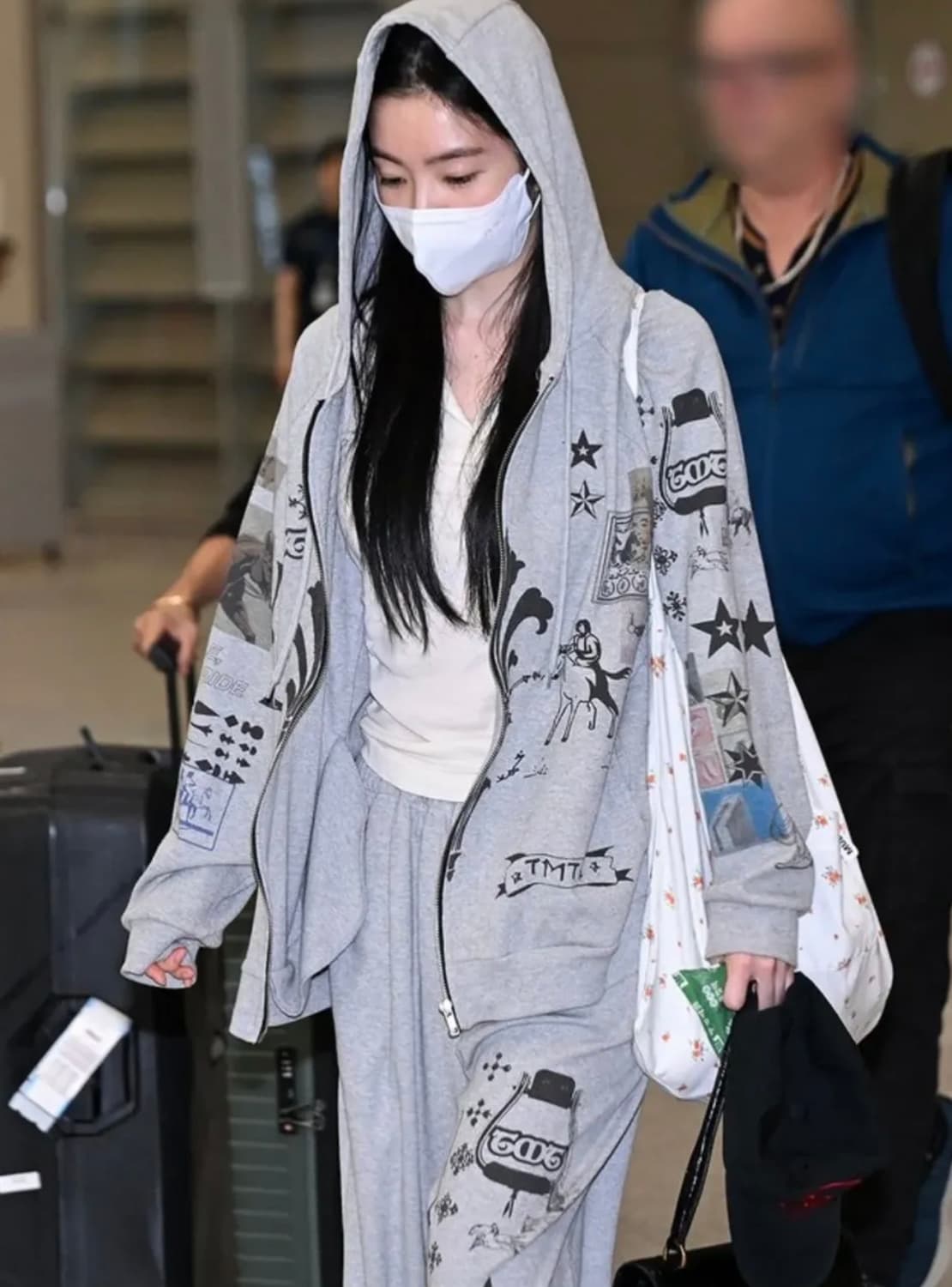 (공홈품절)PRINTED WAFFLE ZIP-UP HOODIE 상품이미지4