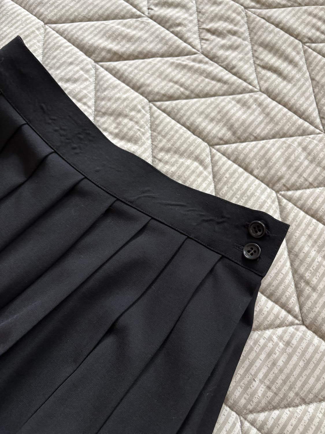 블랙 플리츠 스커트 상품이미지6