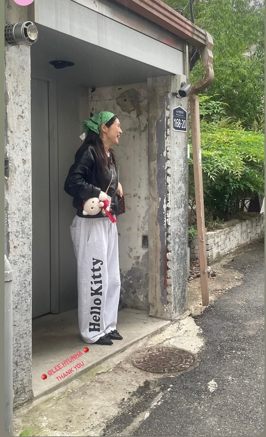 빔즈x헬로우키티 체인백 상품이미지1