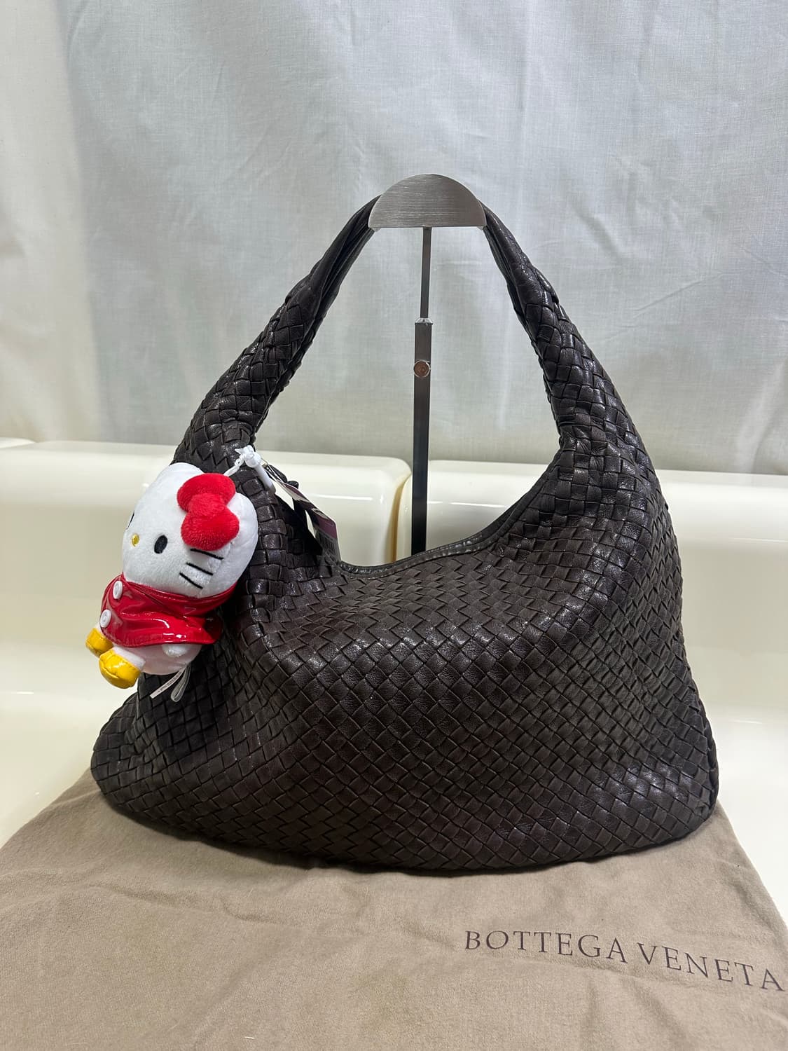 [A 정품] 보테가베네타 호보백 미디움 다크브라운 상품이미지7