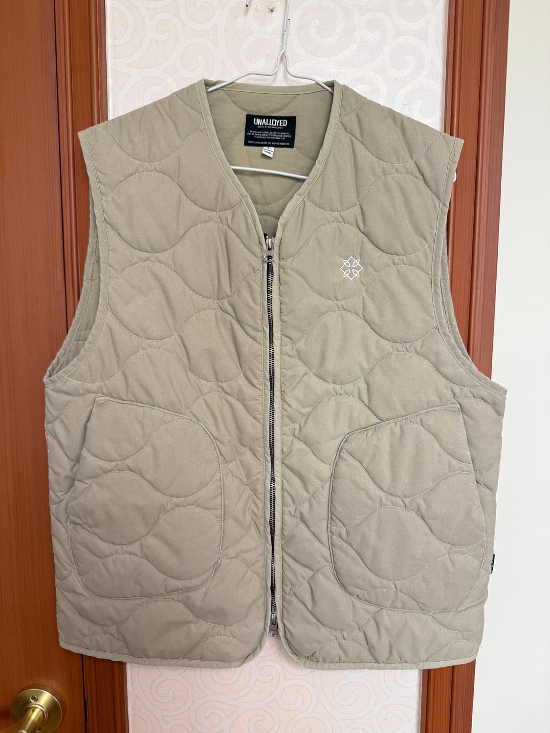 어널로이드 워시드 퀼팅 베스트 베이지 상품이미지5