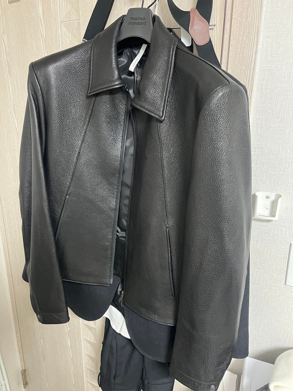 노이어 고트 레더 50/블랙 상품이미지2