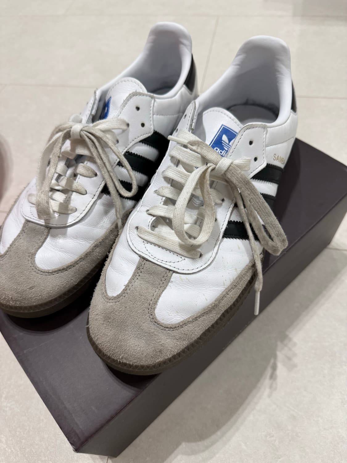 아디다스 삼바 OG 클라우드 화이트 295사이즈 판매합니다 상품이미지3