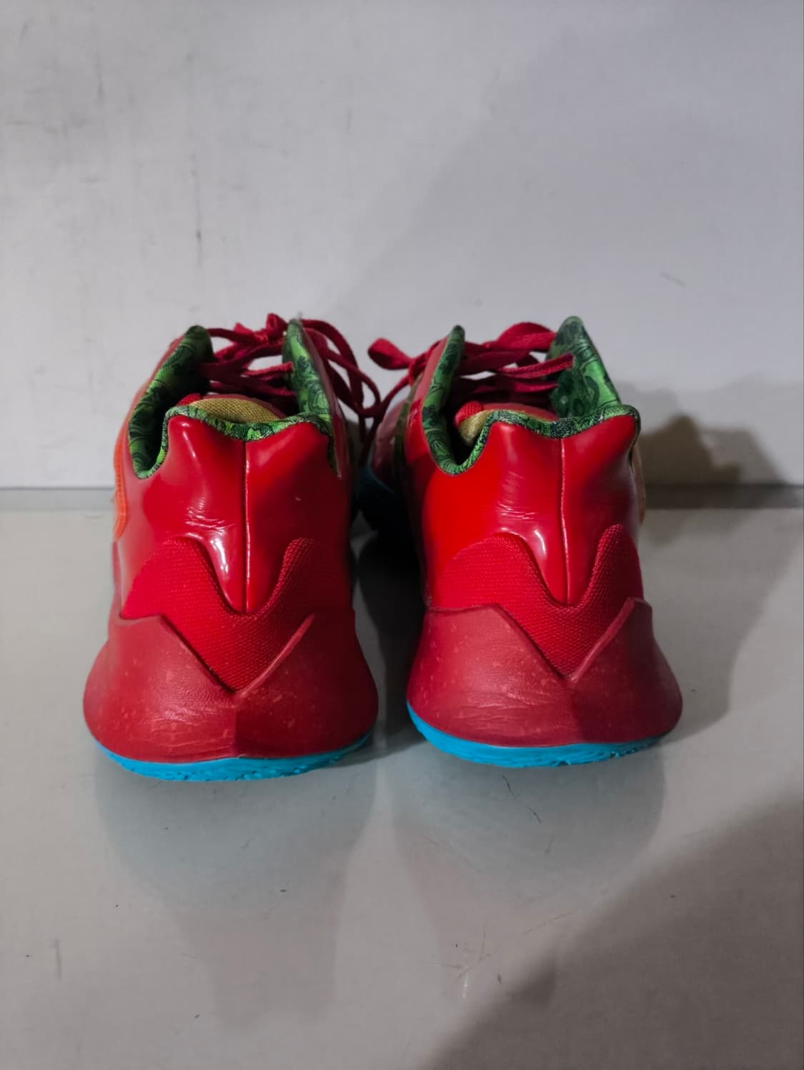 265mm 스폰지밥 x 나이키 카이리 로우2 집게사장 상품이미지8