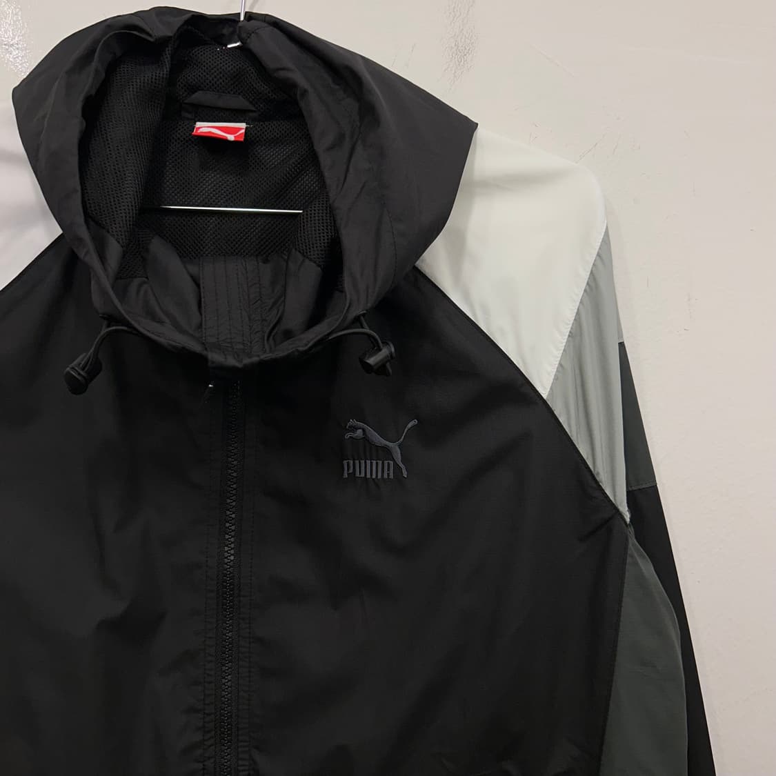 푸마 이너메쉬 배색 래글런 후드 바람막이 상품이미지1
