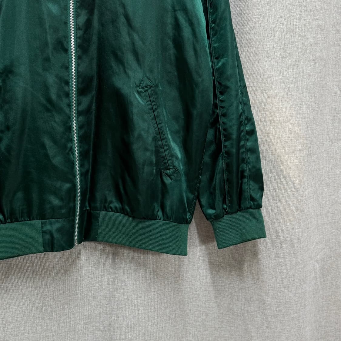 [F] ASOS 아소스 그린 샤틴 스타디움 자켓 상품이미지4