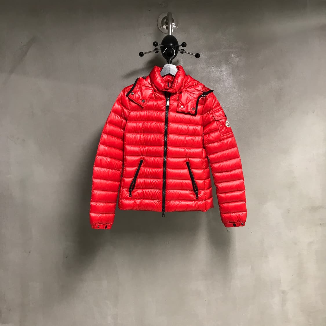몽클레어 후드 패딩 레드 1(W) 상품이미지1